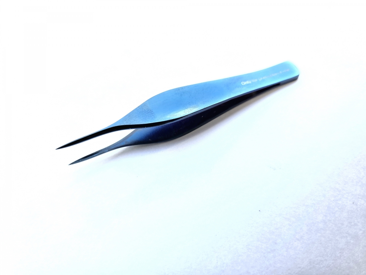 Short tweezer (USD $1)